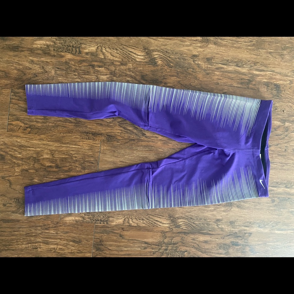 Nike reflective running leggings